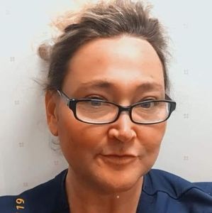 Meet your Posher, Michele